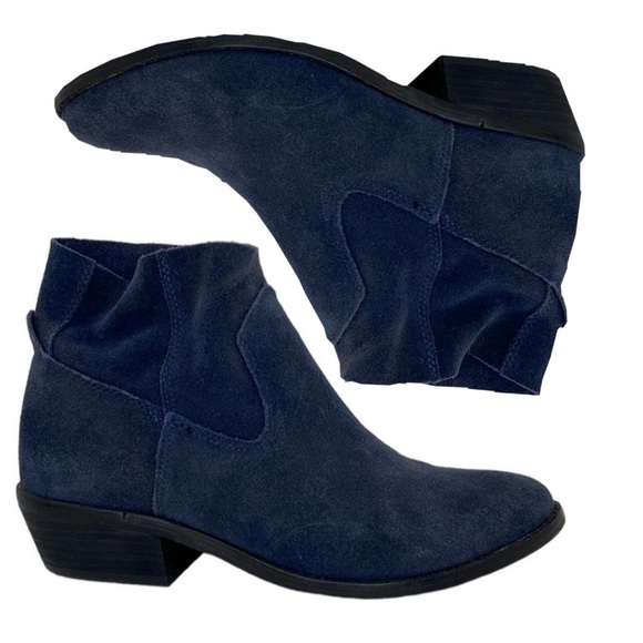 Dolce Vita Navy Suede Ankle Booties, NEW! - Picture 1 of 11